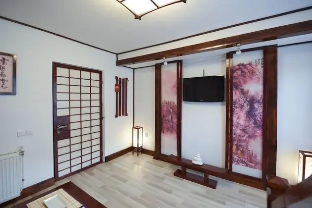 Purple suite