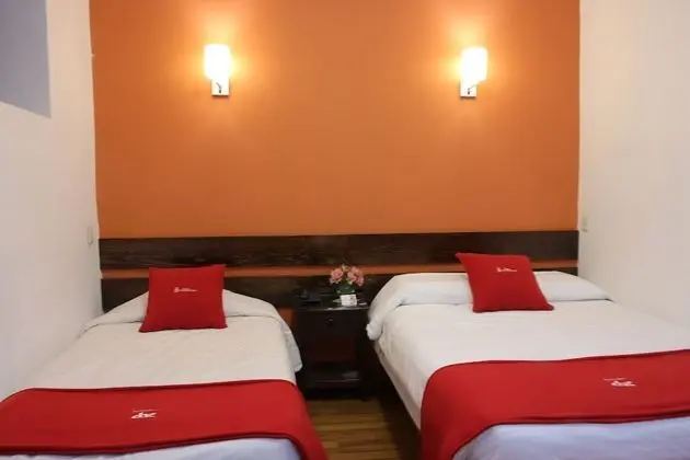 Standard Tek Büyük Yataklı Oda