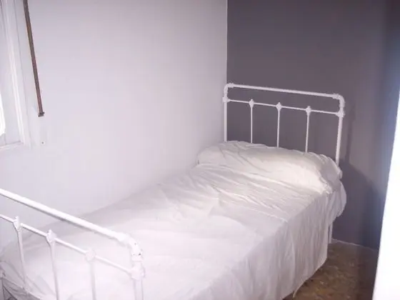 Tek Kişilik Oda (Lola 5)