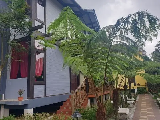 Deluxe Üç Kişilik Oda, Bahçe Manzaralı