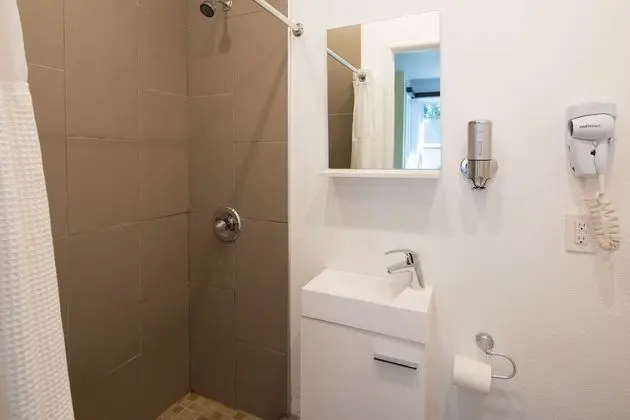 İki Ayrı Yataklı Oda, Özel Banyo
