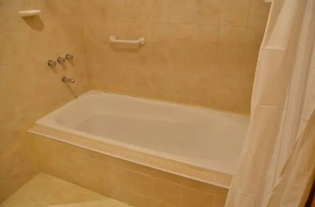 Deluxe Tek Büyük Yataklı Oda, Küvet