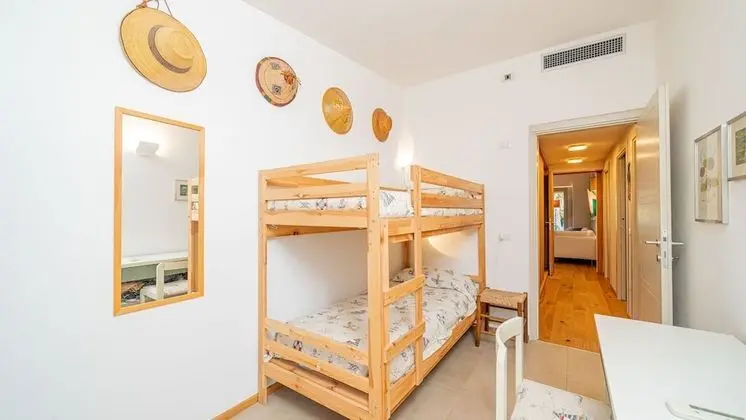 Apart Daire, 4 Yatak Odası