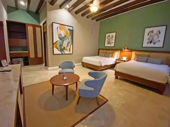 Luxury Oda, 2 Büyük (Queen) Boy Yatak, Havuz Manzaralı