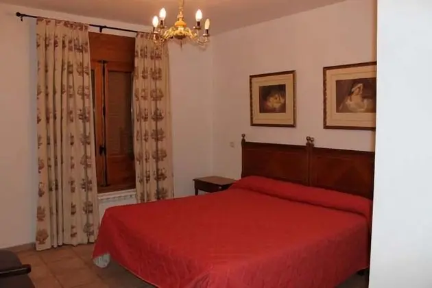 Deluxe Tek Büyük Yataklı Oda (1)