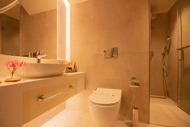1+1 Luxury Suite, Havuz Manzaralı