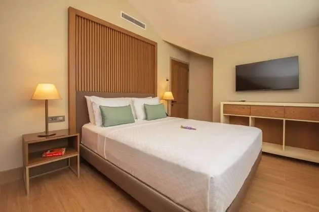 2+1 Luxury Suite, Havuz Manzaralı