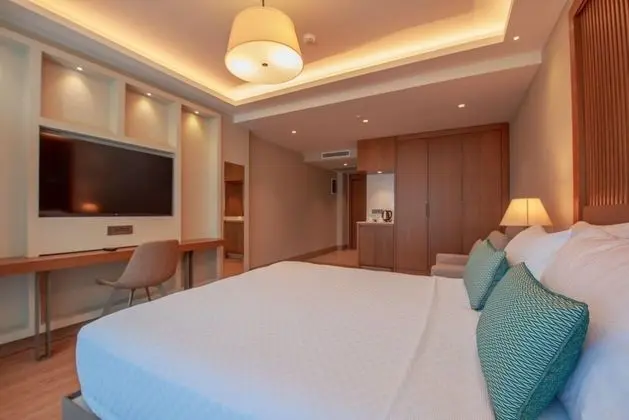 Modern Studio, Havuz Manzaralı, Zemin Kat