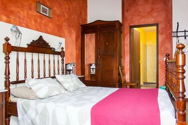 Tek Büyük Yataklı Oda