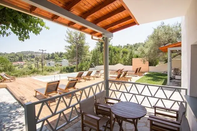 Junior Süit, Havuz Manzaralı