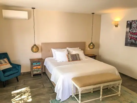 Deluxe Tek Büyük Yataklı Oda (Alegre)