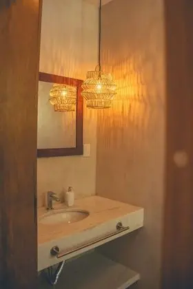 Tek Büyük veya İki Ayrı Yataklı Oda, Balkon