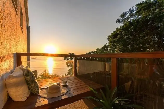 Tek Büyük veya İki Ayrı Yataklı Oda, Balkon