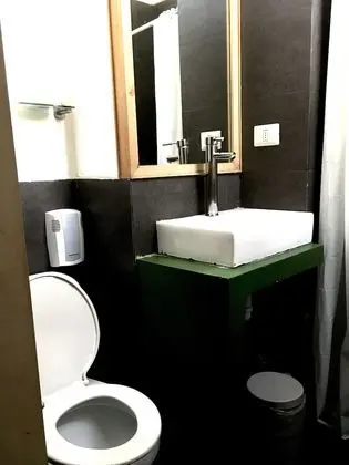 Traditional Tek Büyük Yataklı Oda