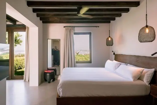 Premium Tek Büyük Yataklı Oda