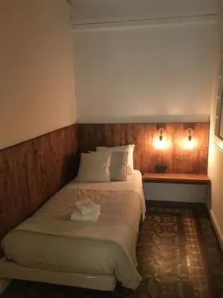Üç Kişilik Oda, Özel Banyo
