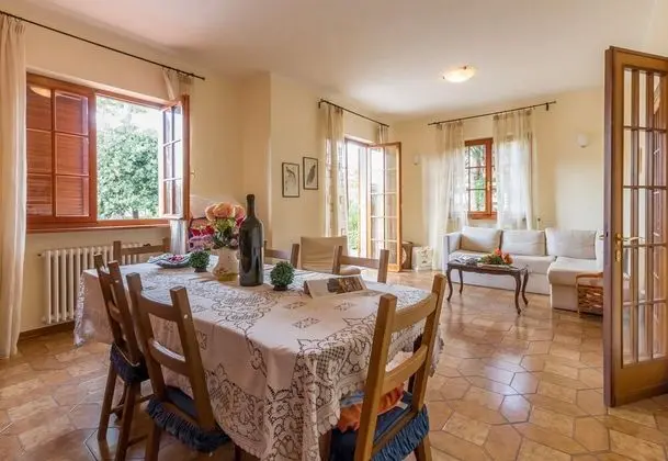 Family Ev, Birden Çok Yatak, 2 Banyolu, Bahçeli (Casa Maddalena al Mare 600mt from sea)