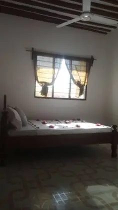 Basic Tek Büyük Yataklı Oda