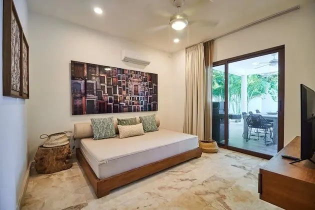 Luxury Villa (Tulum)