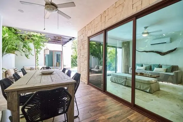 Luxury Villa (Tulum)