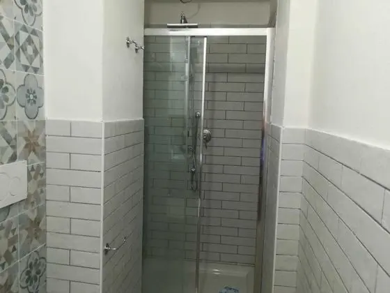Tek Büyük Yataklı Oda, 1 Büyük (Queen) Boy Yatak