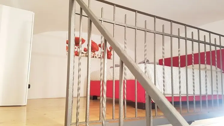 Apart Daire, 2 Yatak Odası, Asma Kat