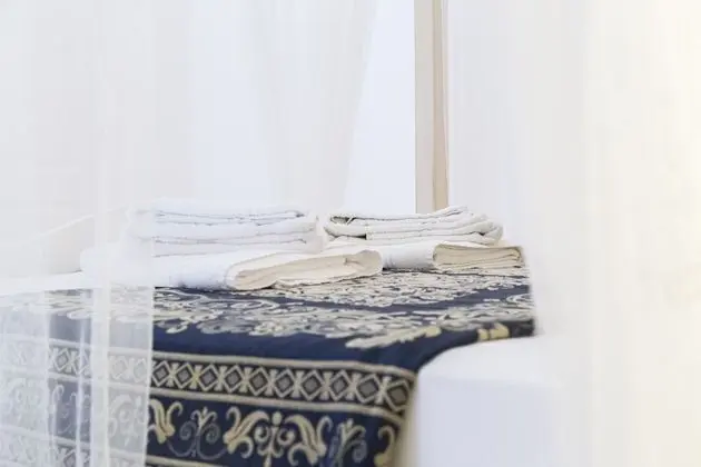 Tek Büyük Yataklı Oda, Balkon