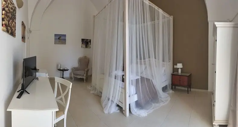 Tek Büyük Yataklı Oda, Balkon