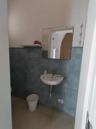 Tek Büyük Yataklı Oda, Balkon