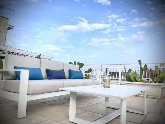 Deluxe Tek Büyük Yataklı Oda, Deniz Manzaralı