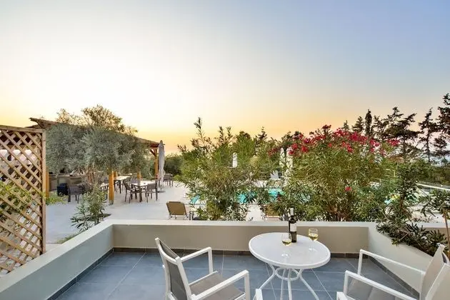 Standard Tek Büyük Yataklı Oda, Deniz Manzaralı (for 3)