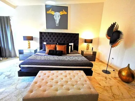 Black Diamond Suite