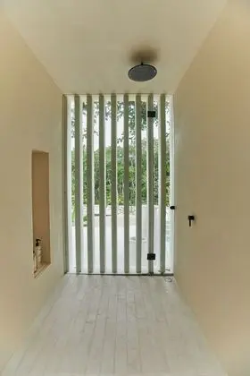 Ev