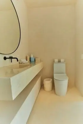 Ev
