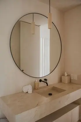 Ev