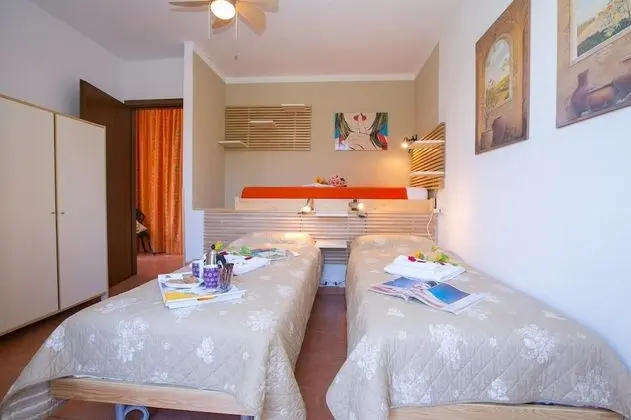 Family Sıra Ev, Birden Çok Yatak, 2 Banyolu, Bahçeli (Casa Margareta)