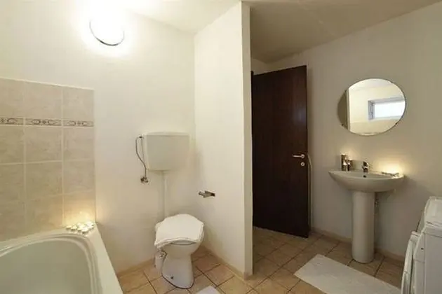 Family Sıra Ev, Birden Çok Yatak, 2 Banyolu, Bahçeli (Casa Margareta)