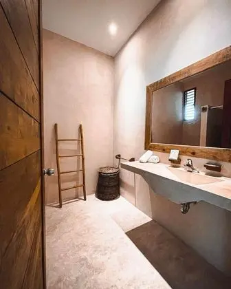 Junior Oda, Bahçe Manzaralı