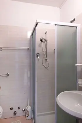 Ev