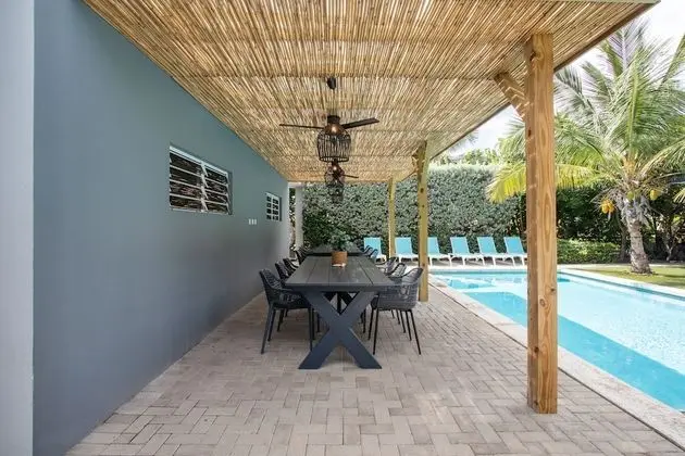 Villa, 6 Yatak Odası, Balkon