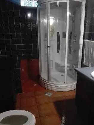 Üç Kişilik Oda, Birden Çok Yatak, Ortak Banyo