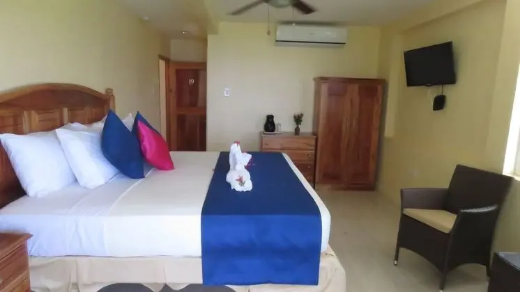 Premium Double or Twin Room, 1 Bedroom, Non Smoking, Ocean View with Air Conditioning