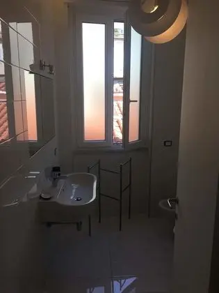 Superior Tek Büyük Yataklı Oda, Banyolu/Duşlu, Şehir Manzaralı