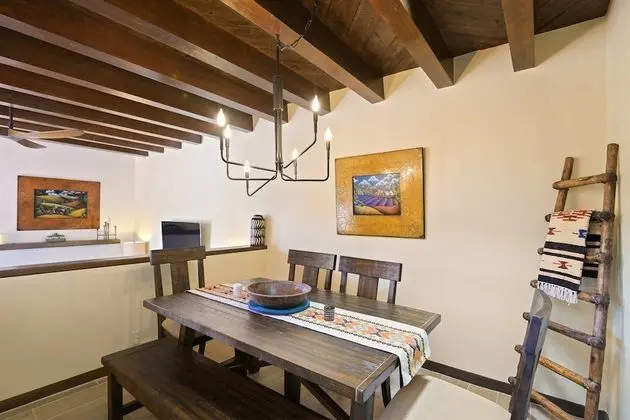 Ev (Casa Mariani - Stylish, Private, Sere)