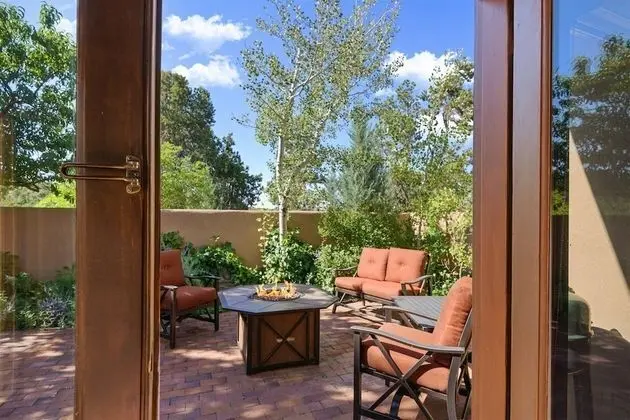 Ev (Casa Mariani - Stylish, Private, Sere)