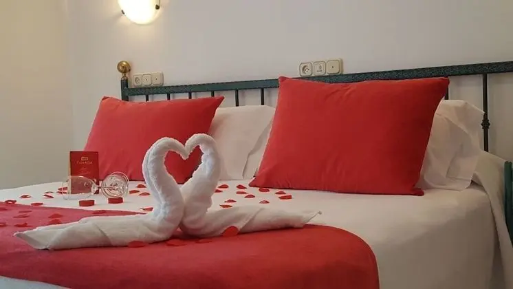 Tek Büyük Yataklı Oda