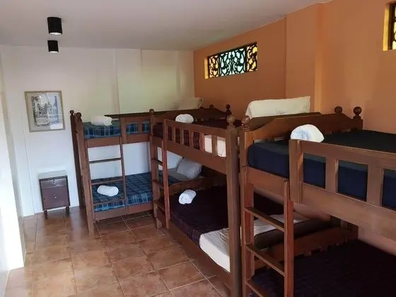 Family Oda, Birden Çok Yatak, Nehir Manzaralı