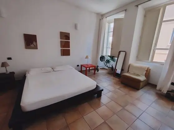 Bedroom with double bed