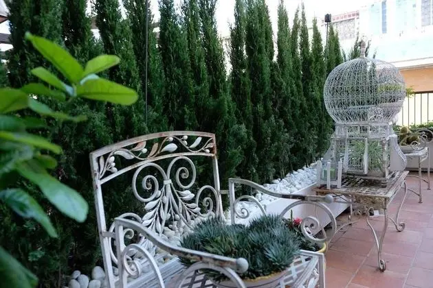 Deluxe Tek Büyük Yataklı Oda, 1 Büyük (Queen) Boy Yatak ve Çekyat, Teras (with Sofabed. Camera 3)