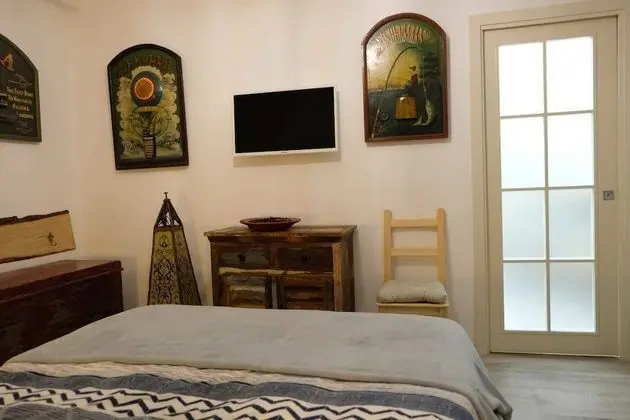 Tek Büyük Yataklı Oda, 1 Büyük (Queen) Boy Yatak, Balkon (Camera 2)